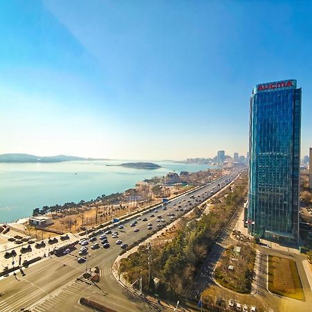 Sheraton Qingdao West Coast Exterior photo