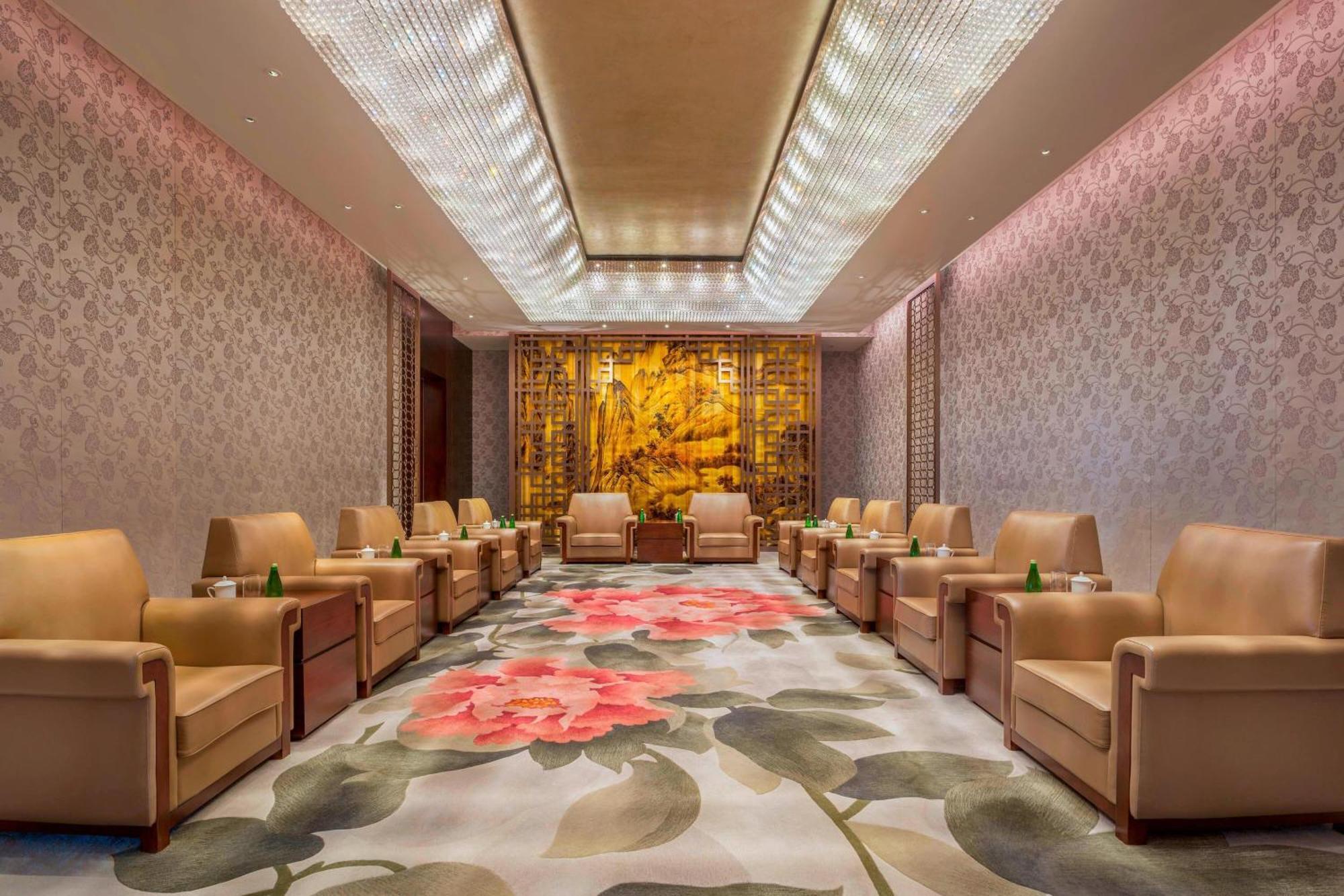 Sheraton Qingdao West Coast Exterior photo