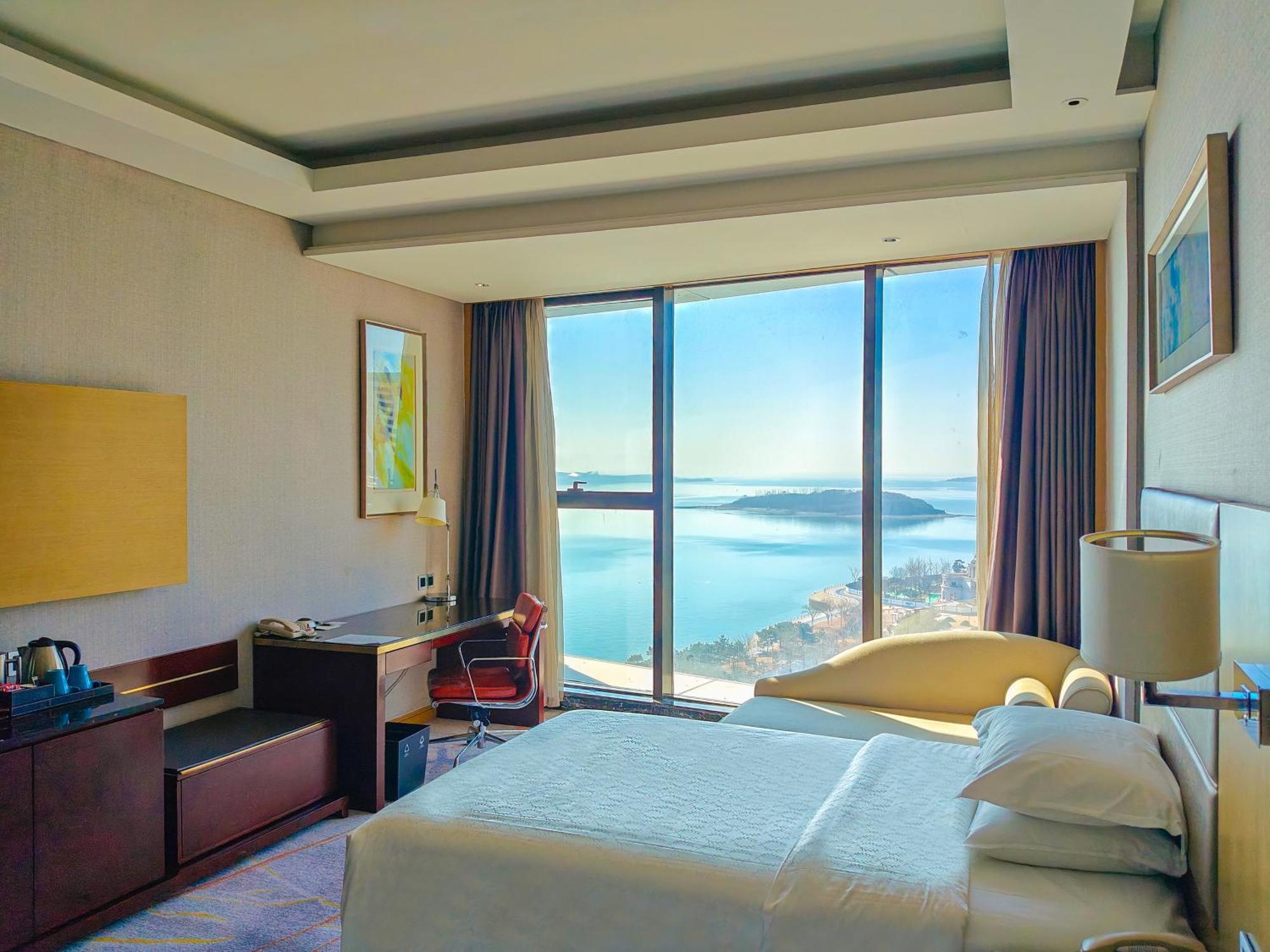 Sheraton Qingdao West Coast Exterior photo