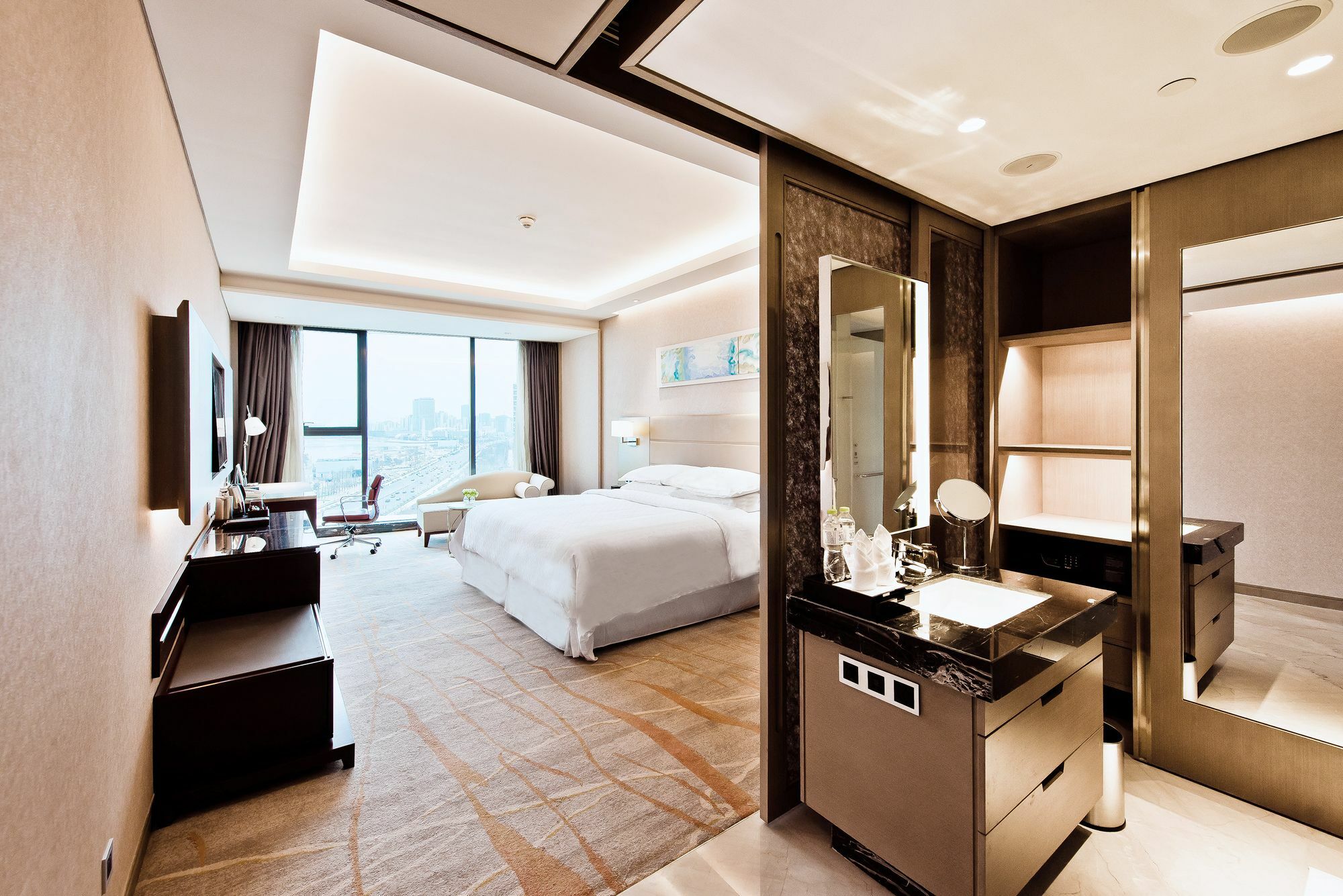 Sheraton Qingdao West Coast Exterior photo